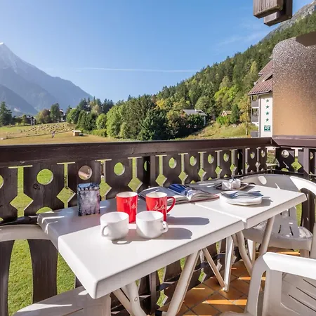 Small Family Mont Blanc View Chamonix