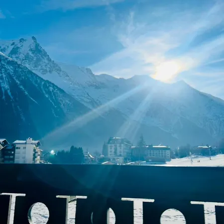 Small Family Mont Blanc View * Chamonix