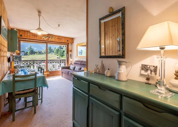 Small Family Mont Blanc View Chamonix